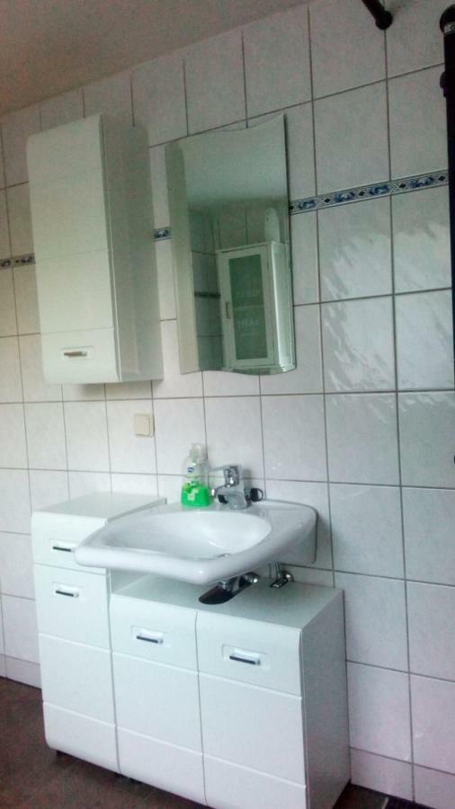 Kleines Apartement Zwischen Ega Und Messe Erfurt Eksteriør bilde
